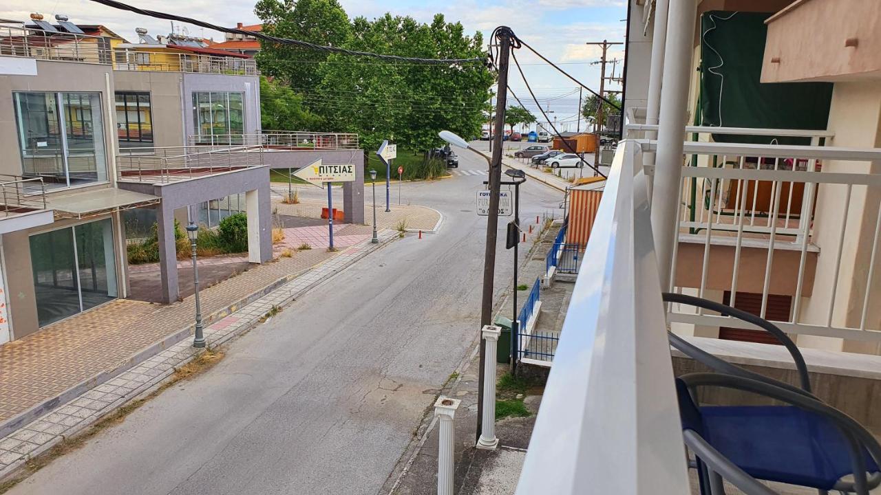Seaside Luxury Suites By Sarigianni Paralia Katerinis Bagian luar foto