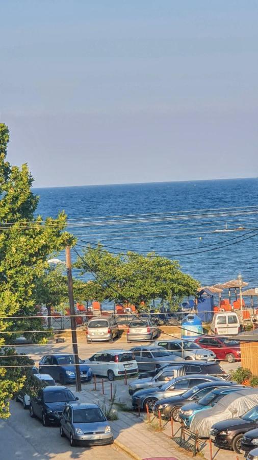 Seaside Luxury Suites By Sarigianni Paralia Katerinis Bagian luar foto