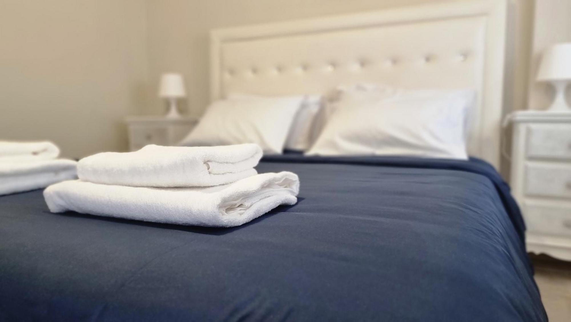 Seaside Luxury Suites By Sarigianni Paralia Katerinis Bagian luar foto